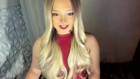 Snapshot of gorgeousamandarose chatting on 05/24/26, 06:18 Amanda rose online show from 05/24/26, 06:18