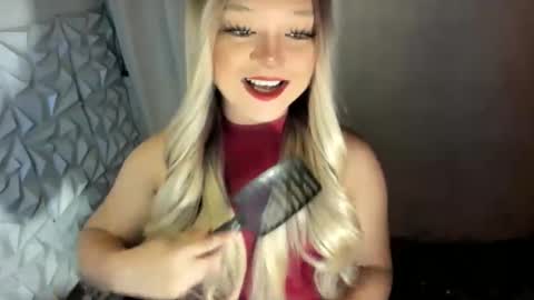 Snapshot of gorgeousamandarose chatting on 05/29/26, 12:41 Amanda rose online show from 05/29/26, 12:41