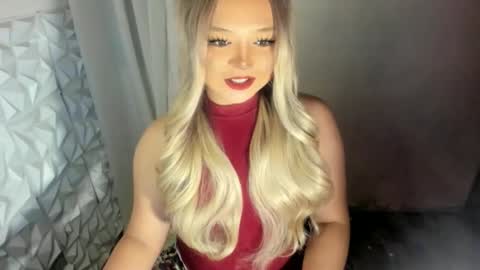 Snapshot of gorgeousamandarose chatting on 05/30/26, 02:58 Amanda rose online show from 05/30/26, 02:58