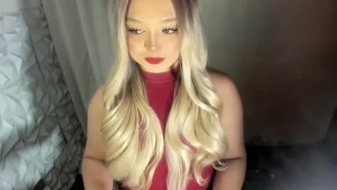 Snapshot of gorgeousamandarose chatting on 06/01/26, 02:19 Amanda rose online show from 06/01/26, 02:19