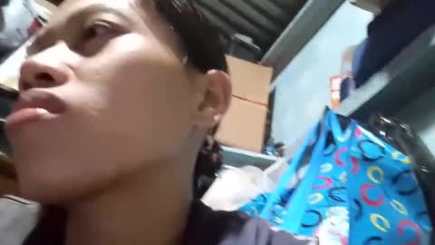 Snapshot of gorgeouspinay_babe chatting on 02/26/26, 12:15 GorgeousPinay babe online show from 02/26/26, 12:15