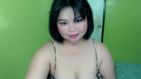 Snapshot of gorgeuos_mae chatting on 07/20/26, 09:56 MAE online show from 07/20/26, 09:56