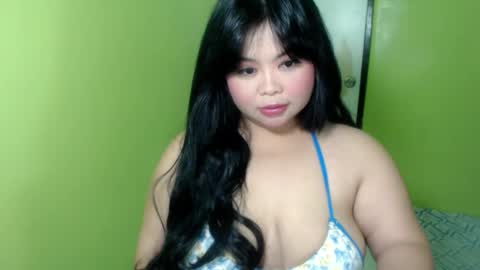 Snapshot of gorgeuos_mae chatting on 07/25/26, 08:12 MAE online show from 07/25/26, 08:12