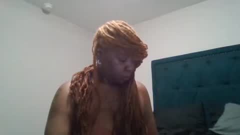 Snapshot of gotcake713 chatting on 09/18/25, 07:16 Sue Goddess online show from 09/18/25, 07:16