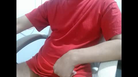 Snapshot of goten7 chatting on 11/17/25, 10:26 Andres online show from 11/17/25, 10:26