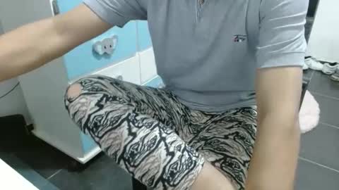 Snapshot of goten7 chatting on 02/08/26, 12:14 Andres online show from 02/08/26, 12:14