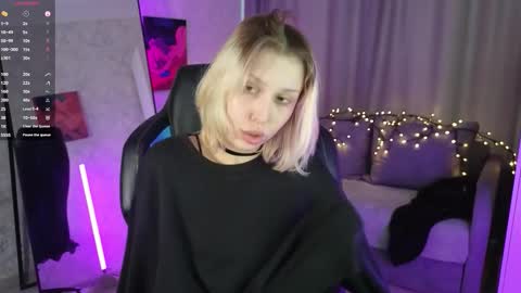 Violeta online show from 10/23/25, 08:57