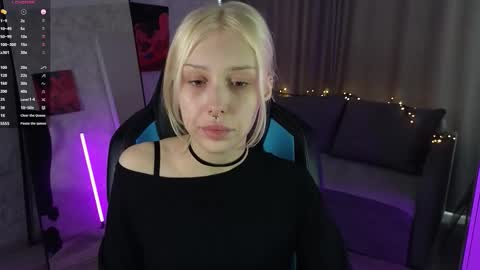 Violeta online show from 10/30/25, 08:49