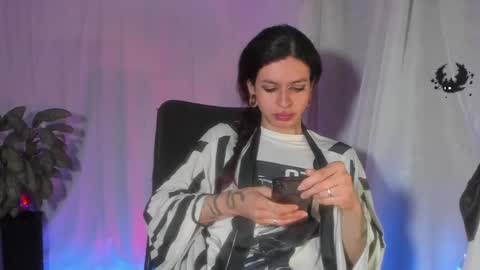 Snapshot of goth_ru chatting on 04/26/26, 11:41 Russ online show from 04/26/26, 11:41