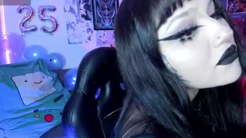 Snapshot of goth_stein chatting on 12/20/25, 02:51 Engel Please help me to reach 50 thumbs up online show from 12/20/25, 02:51