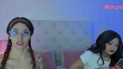 Snapshot of goth_tasha chatting on 07/04/26, 12:33 goth_tasha online show from 07/04/26, 12:33