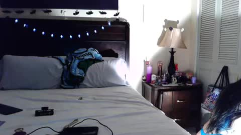 Snapshot of gothbaby305 chatting on 09/17/25, 06:37 gothbaby305 online show from 09/17/25, 06:37