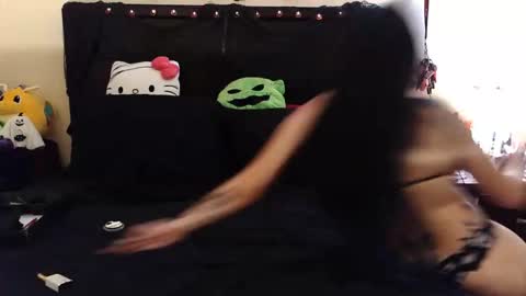 Snapshot of gothbaby305 chatting on 10/21/25, 02:56 gothbaby305 online show from 10/21/25, 02:56