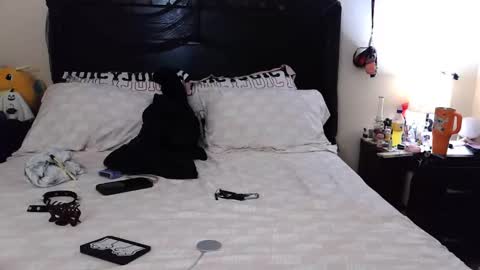 Snapshot of gothbaby305 chatting on 11/09/25, 09:35 gothbaby305 online show from 11/09/25, 09:35