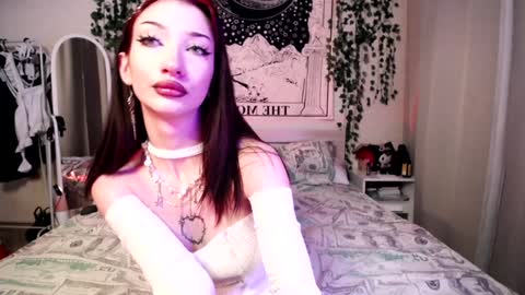    online show from 01/21/25, 12:15