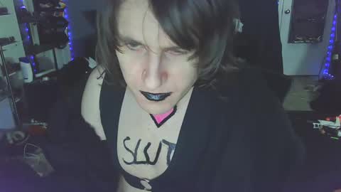 Snapshot of gothic123451 chatting on 01/05/25, 03:53 Victoriana online show from 01/05/25, 03:53