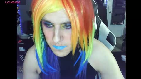 Snapshot of gothic123451 chatting on 01/12/25, 04:40 Victoriana online show from 01/12/25, 04:40