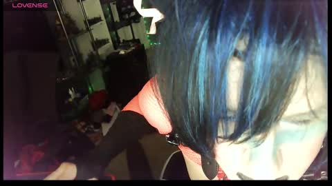 Snapshot of gothic123451 chatting on 01/26/25, 04:20 Victoriana online show from 01/26/25, 04:20