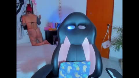 Snapshot of gothic9goddes chatting on 07/18/26, 04:22 GG online show from 07/18/26, 04:22