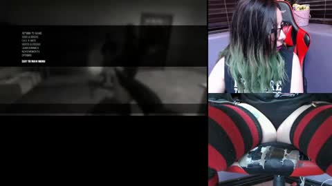 gothic_cutie online show from 04/14/26, 08:04