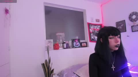 Snapshot of gothic_do11 chatting on 05/02/26, 06:35 hi my name is Elizabeth nice to meet you online show from 05/02/26, 06:35