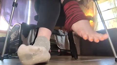 Snapshot of gothicfeetfantasies chatting on 03/19/26, 06:56 Mistress Mommy Godess online show from 03/19/26, 06:56
