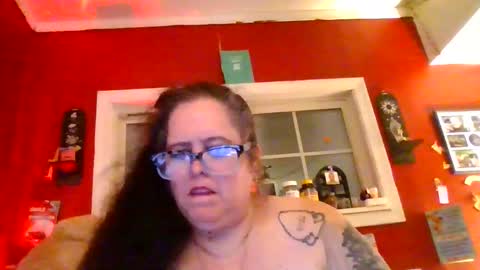 Snapshot of gothickmaiden chatting on 06/08/26, 02:45 GothickMaiden online show from 06/08/26, 02:45