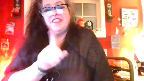 Snapshot of gothickmaiden chatting on 06/19/26, 02:49 GothickMaiden online show from 06/19/26, 02:49