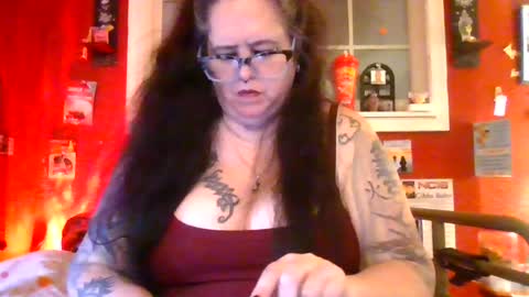 Snapshot of gothickmaiden chatting on 06/20/26, 02:25 GothickMaiden online show from 06/20/26, 02:25