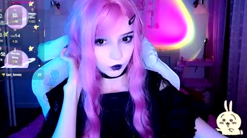 Snapshot of gothiclali chatting on 04/09/26, 01:38 gothiclali online show from 04/09/26, 01:38