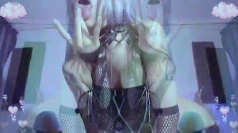        online show from 05/12/26, 04:20