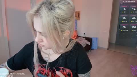 Snapshot of gothkittys chatting on 04/09/26, 02:00 traumfrau Kira angel face devil eyes I SELL A LOT VIDEO IN GALLERY online show from 04/09/26, 02:00