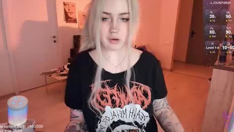 Snapshot of gothkittys chatting on 04/12/26, 05:18 traumfrau Kira angel face devil eyes I SELL A LOT VIDEO IN GALLERY online show from 04/12/26, 05:18