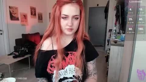 traumfrau Kira angel face devil eyes I SELL A LOT VIDEO IN GALLERY online show from 05/22/26, 12:00