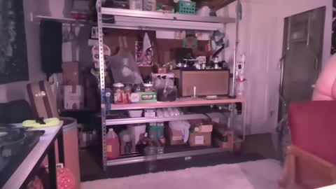 Snapshot of grabmybutt420 chatting on 03/12/25, 07:02 grabmybutt420 online show from 03/12/25, 07:02