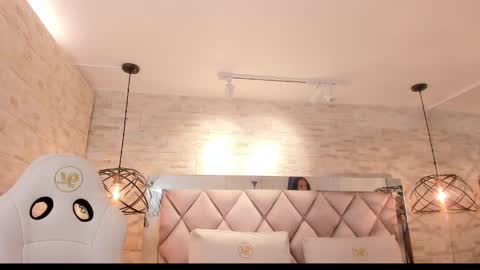 Snapshot of grace_daviss chatting on 05/25/26, 10:43 GRACE online show from 05/25/26, 10:43