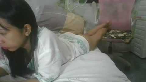 Snapshot of grace_dear chatting on 02/22/26, 02:02 luckygirl online show from 02/22/26, 02:02