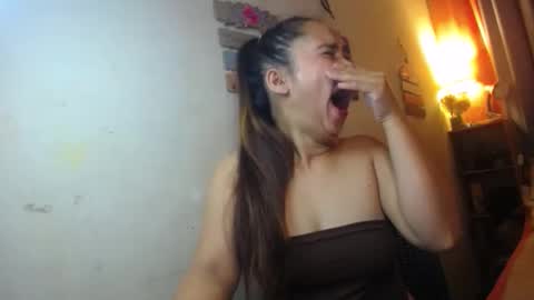 Snapshot of grace_filipina chatting on 10/14/25, 03:51 my name is GRACEY online show from 10/14/25, 03:51