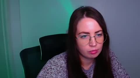 Snapshot of grace_lovelyu chatting on 11/21/25, 01:54 Grace online show from 11/21/25, 01:54