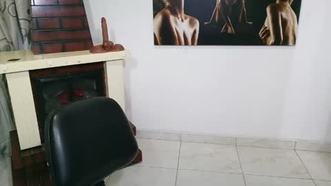 Snapshot of grace_mature_milf chatting on 04/27/26, 10:24 grace_mature_milf online show from 04/27/26, 10:24