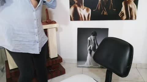 Snapshot of grace_mature_milf chatting on 05/06/26, 12:10 grace_mature_milf online show from 05/06/26, 12:10