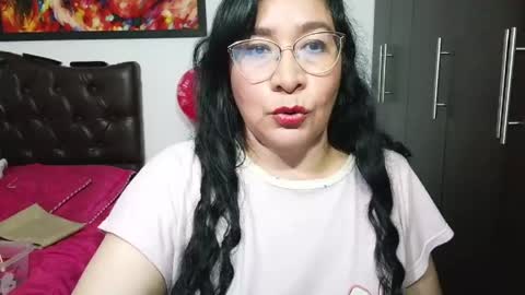 Snapshot of grace_mature_milf chatting on 05/25/26, 12:38 grace_mature_milf online show from 05/25/26, 12:38
