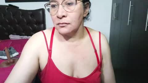 Snapshot of grace_mature_milf chatting on 05/29/26, 11:19 grace_mature_milf online show from 05/29/26, 11:19