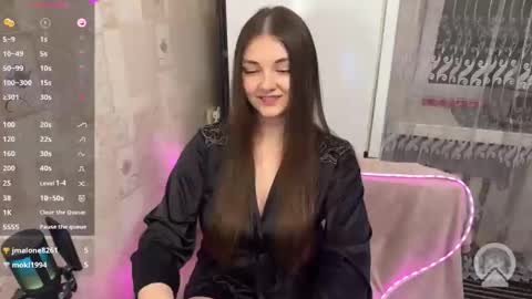 Snapshot of gracebrownnn chatting on 06/06/26, 10:14 Grace Brown online show from 06/06/26, 10:14