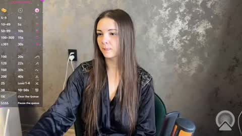 Snapshot of gracebrownnn chatting on 06/21/26, 03:25 Grace Brown online show from 06/21/26, 03:25
