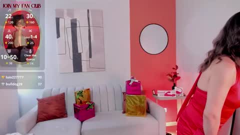 Zuly online show from 12/20/25, 09:11