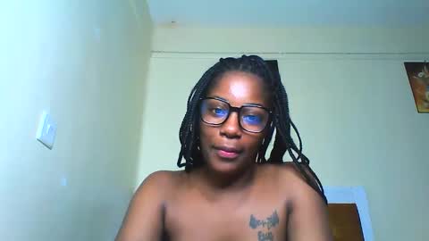 graceessy online show from 01/21/25, 05:16