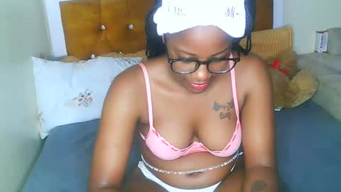 graceessy online show from 01/21/25, 02:26