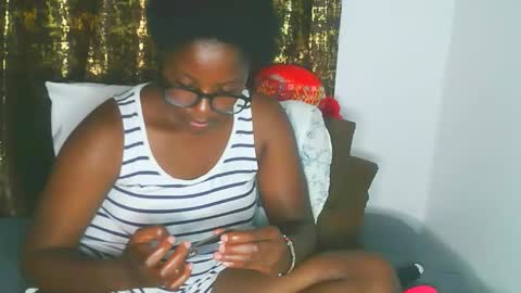 graceessy online show from 10/18/25, 08:48