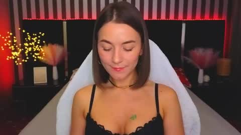 gracefulmichelle online show from 05/18/26, 07:41